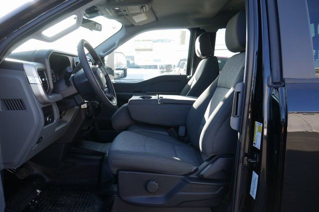 New 2026 Ford F350 XL w/ XL Off-Road Package image 2