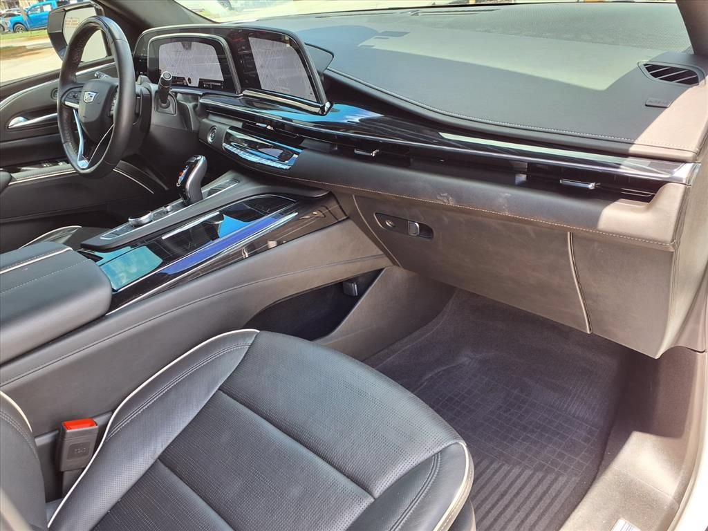 Used 2024 Cadillac Escalade Sport w/ LPO, ONYX Package AWD/4WD image 8