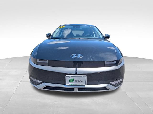 Used 2024 Hyundai Ioniq 5 SEL AWD/4WD image 2