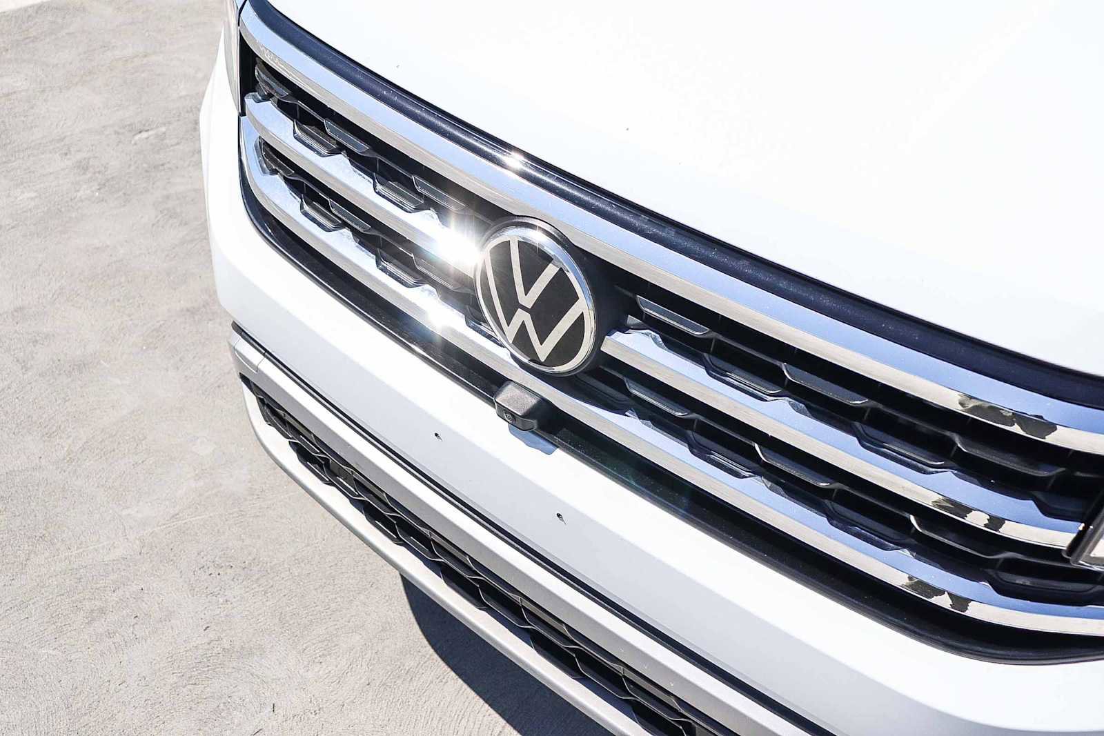 Used 2021 Volkswagen Atlas SEL Premium image 8