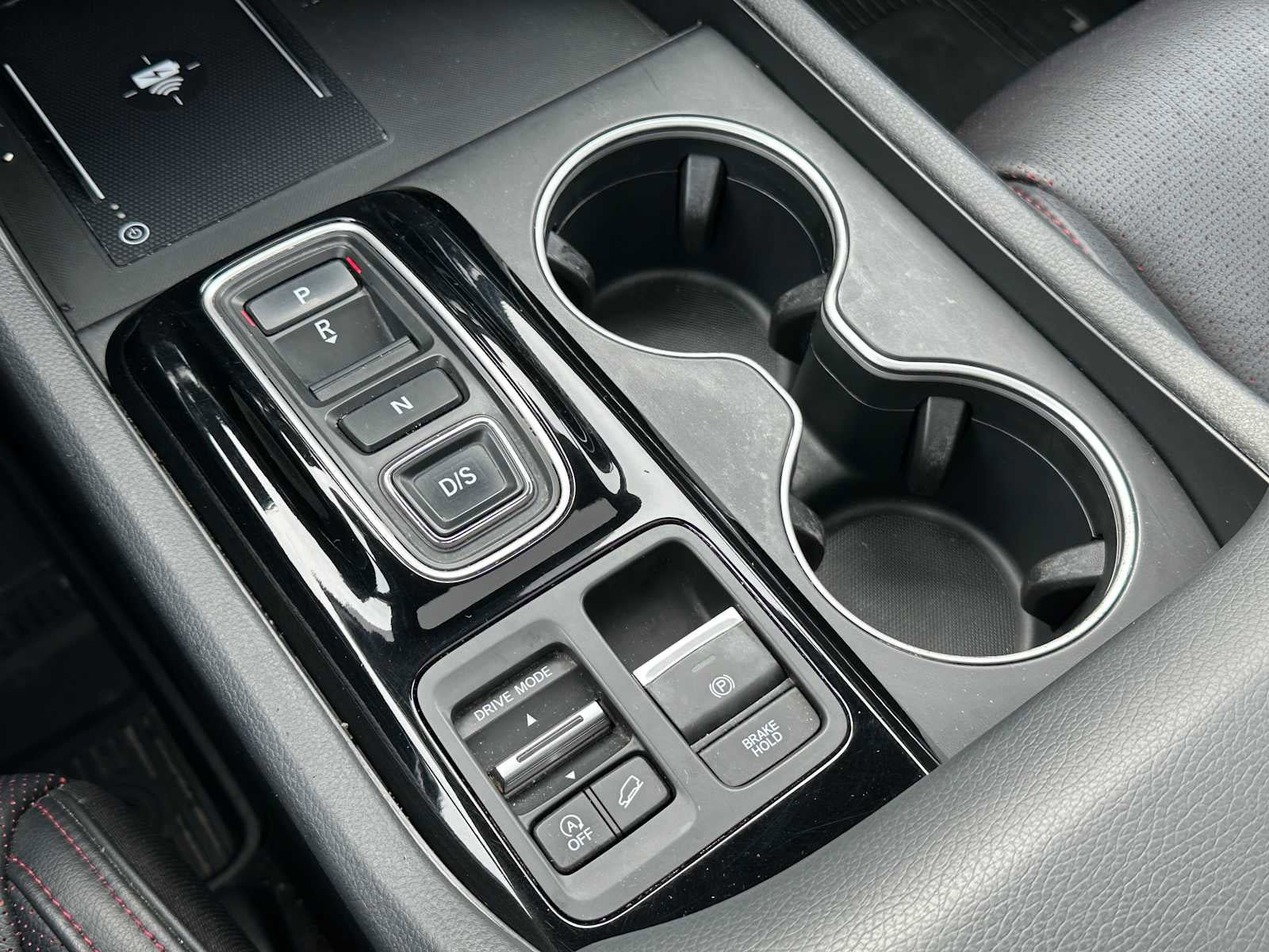 Used 2025 Honda Pilot Black Edition image 38