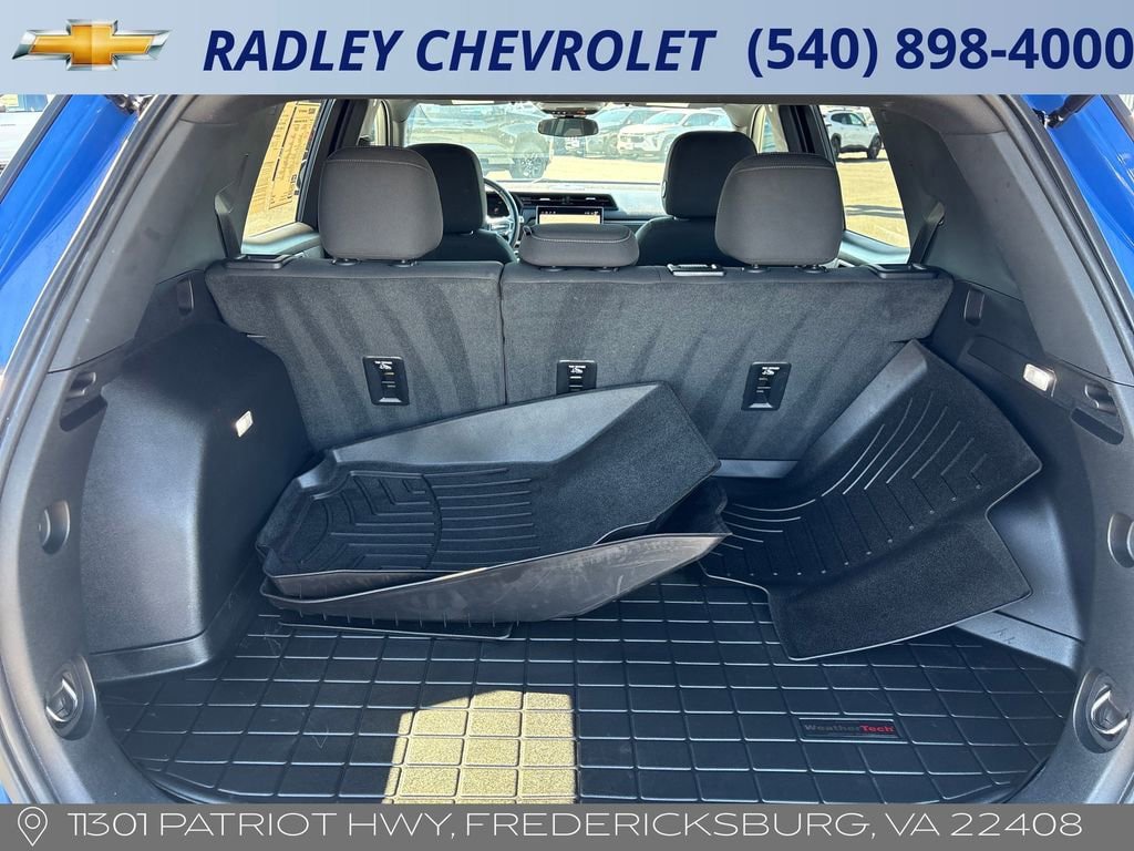 Used 2025 GMC Terrain Elevation AWD/4WD image 15