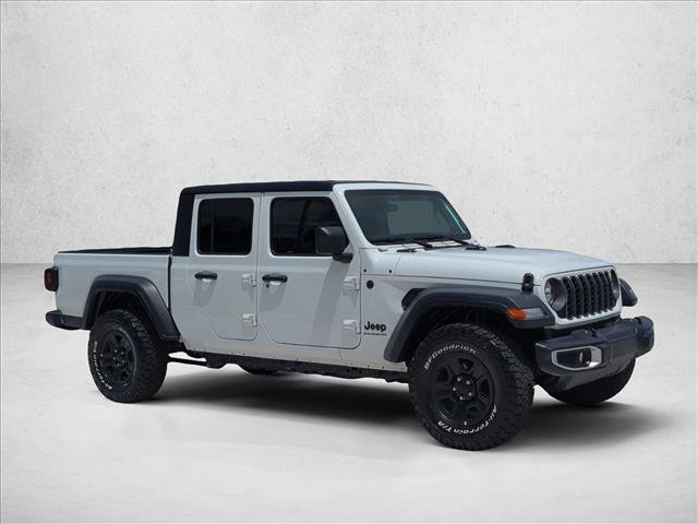 Used 2025 Jeep Gladiator Sport video 3