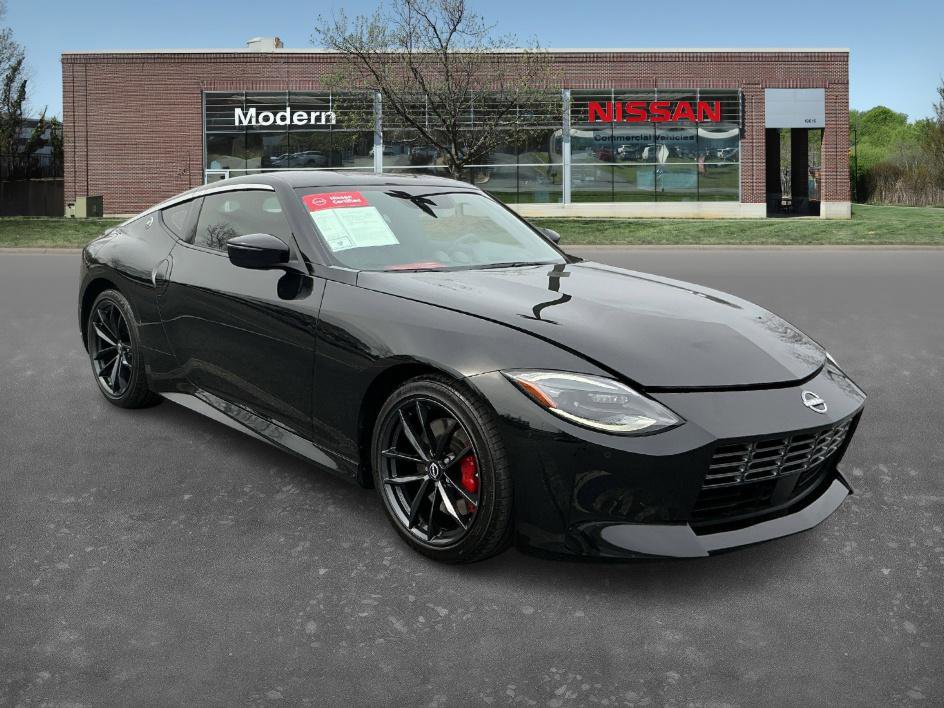 Certified 2024 Nissan Z Performance w/ Floor Mat Package image 5