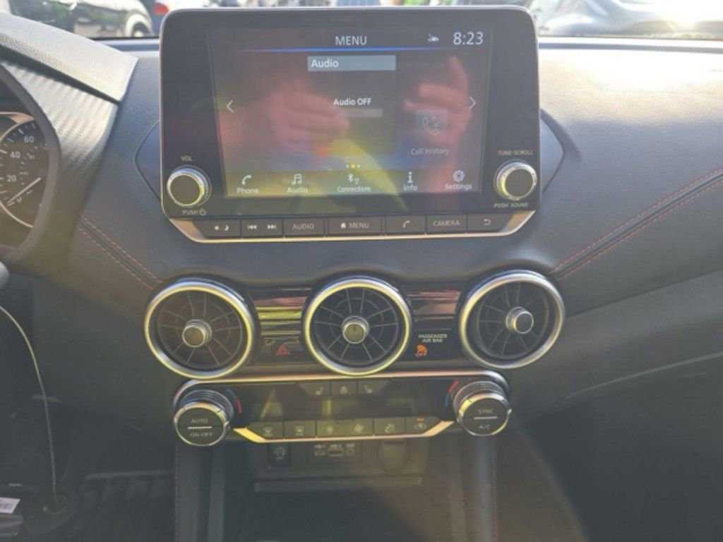 Used 2025 Nissan Sentra SR w/ SR Premium Package image 12