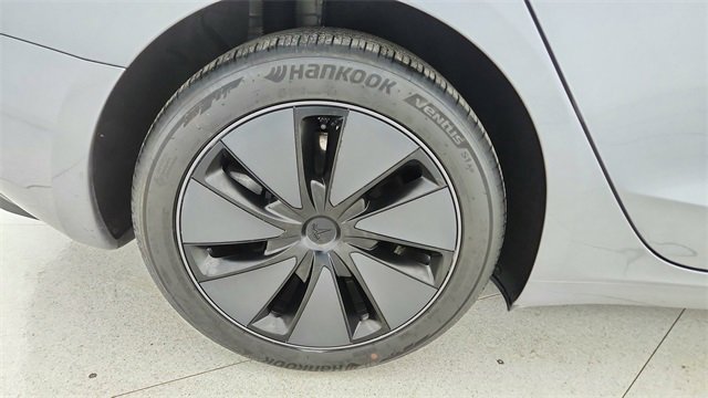 Used 2025 Tesla Model 3 Long Range image 58