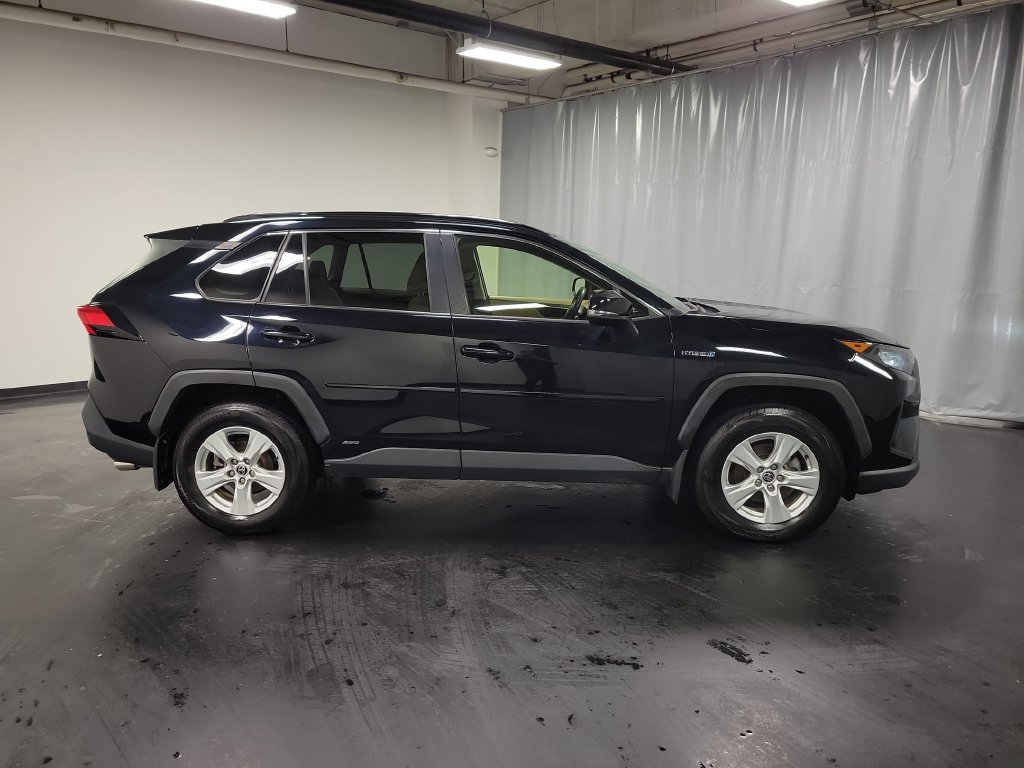 Used 2021 Toyota RAV4 LE w/ Protection Package (TMS) AWD/4WD image 9