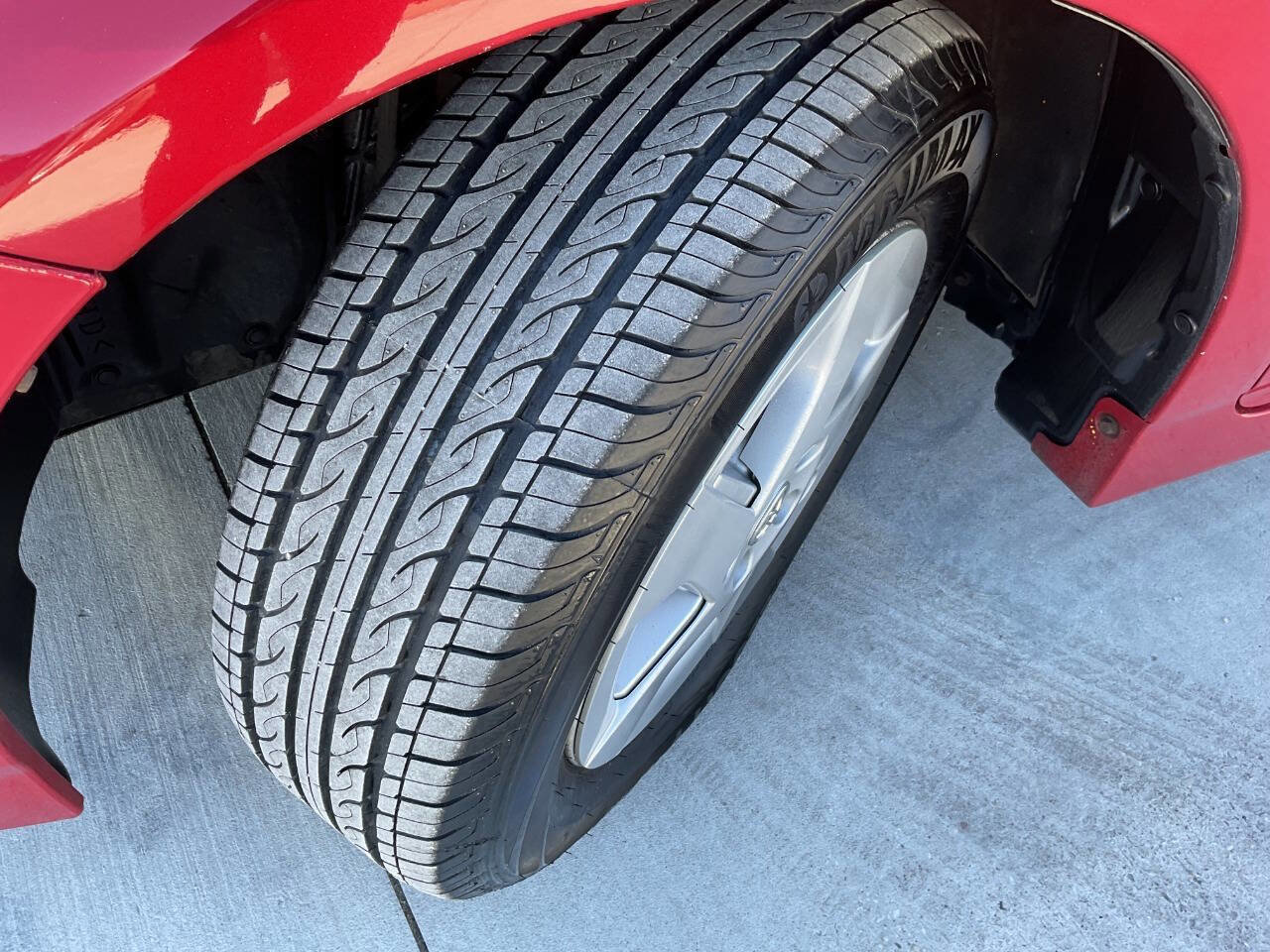 Used 2011 Toyota Prius Three image 38