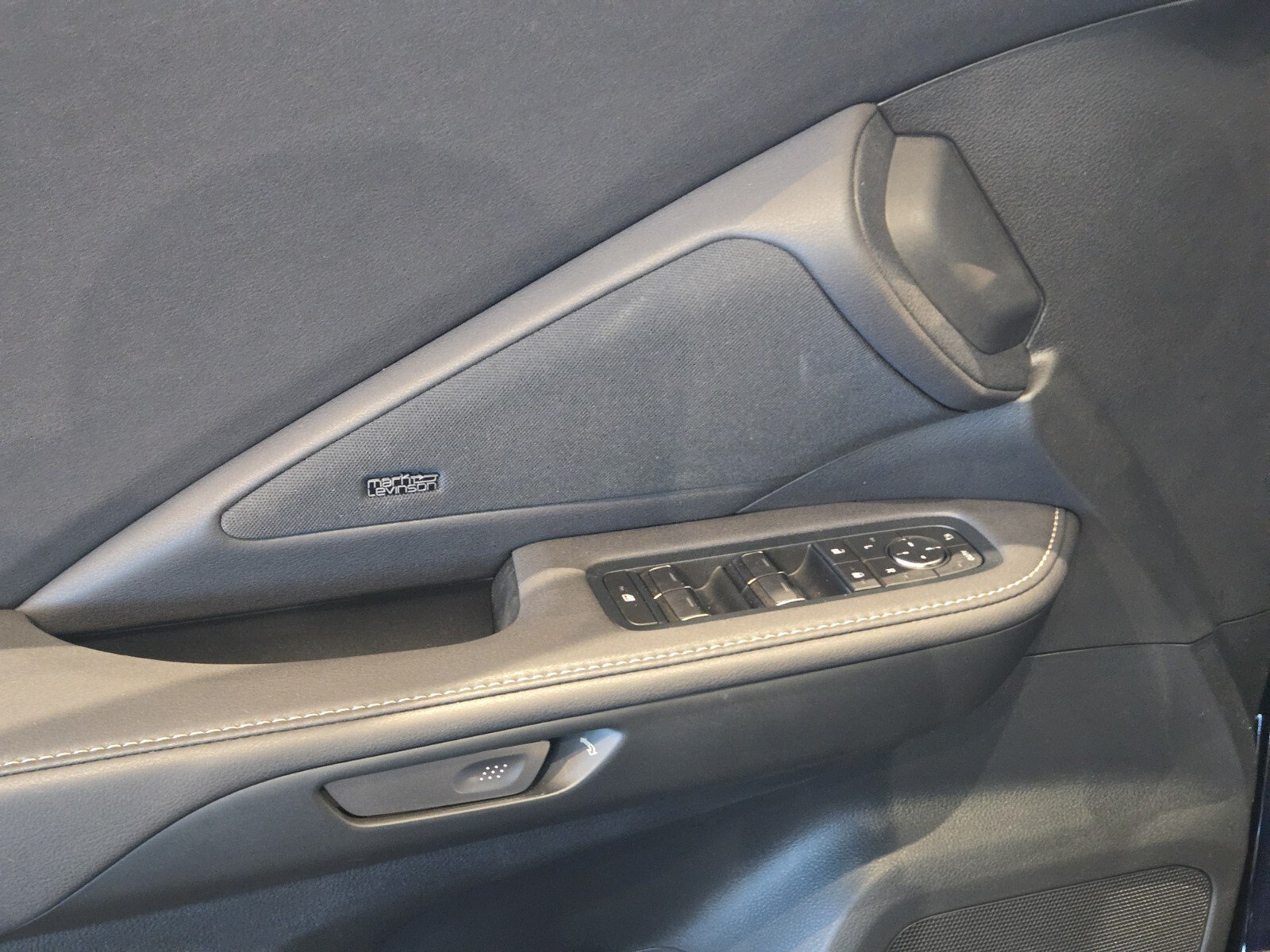 New 2026 Lexus TX 500h AWD image 10