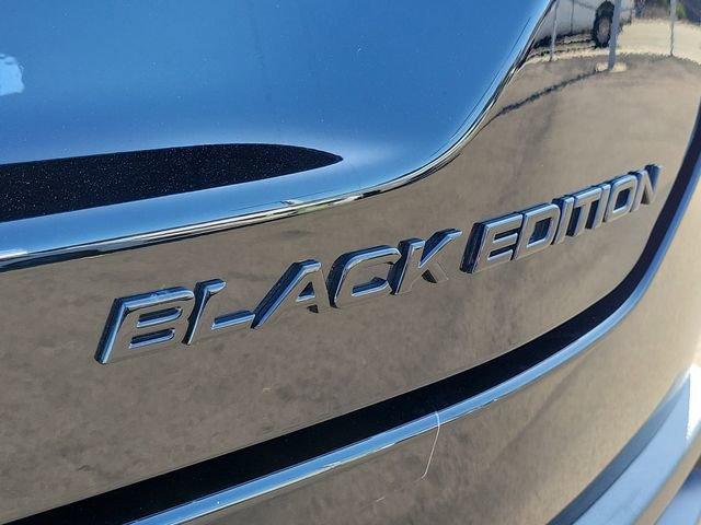 Certified 2025 Honda Pilot Black Edition image 8