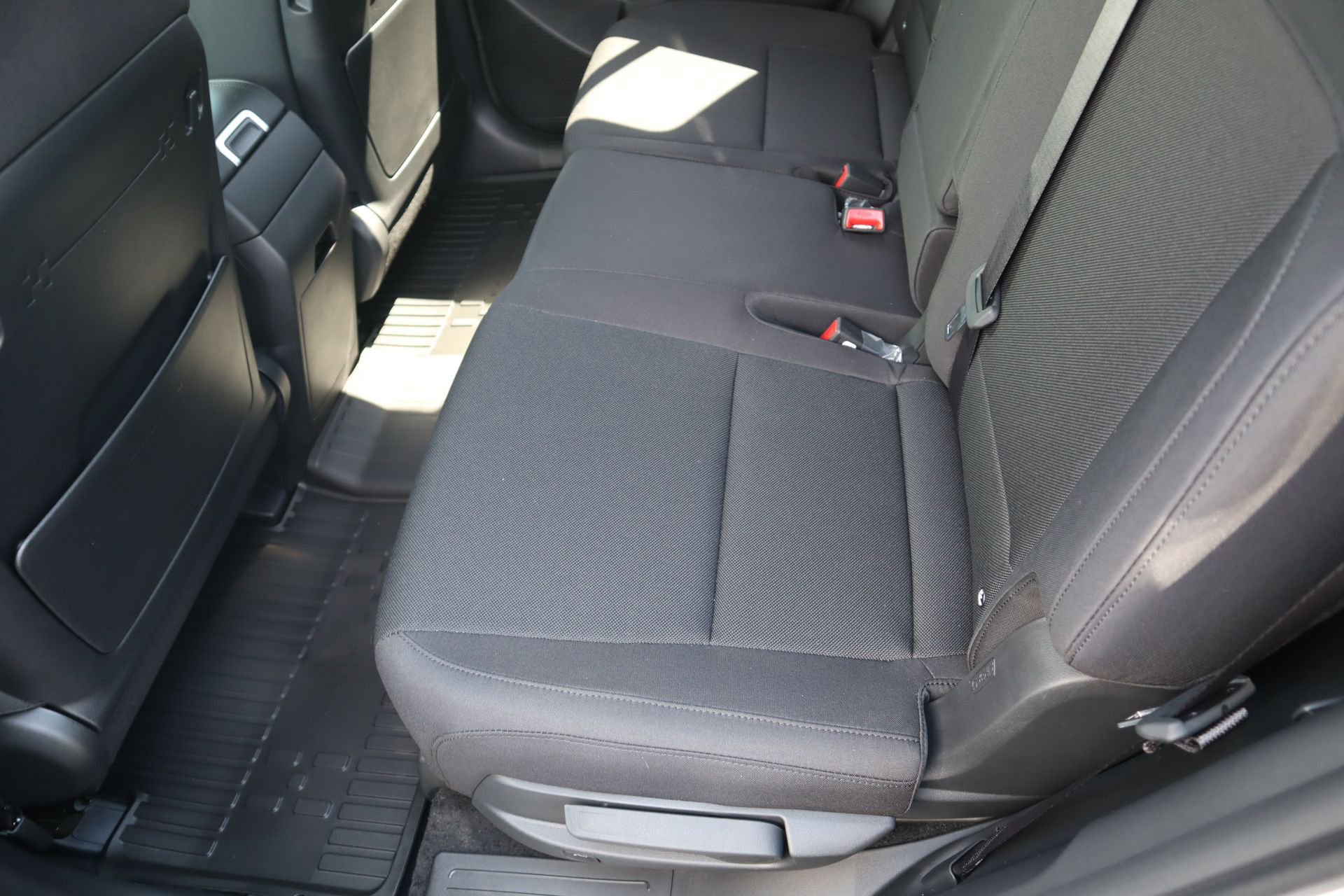 New 2025 Hyundai Elantra Sport image 16