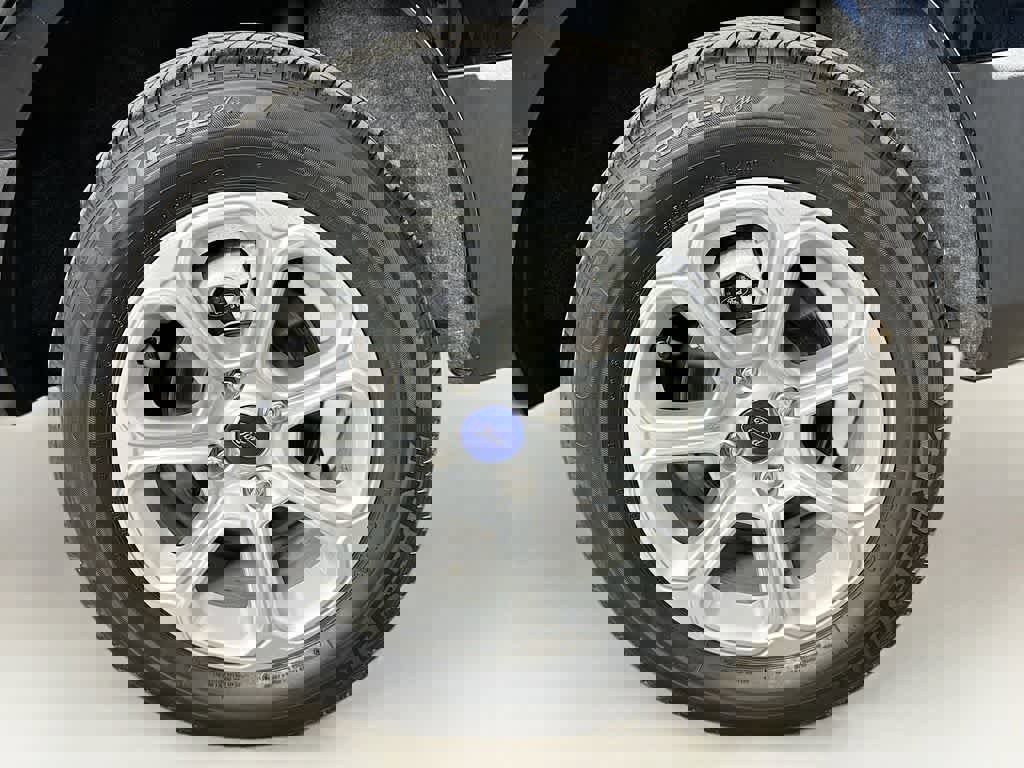 Certified 2022 Ford EcoSport SE w/ SE Convenience Package image 8