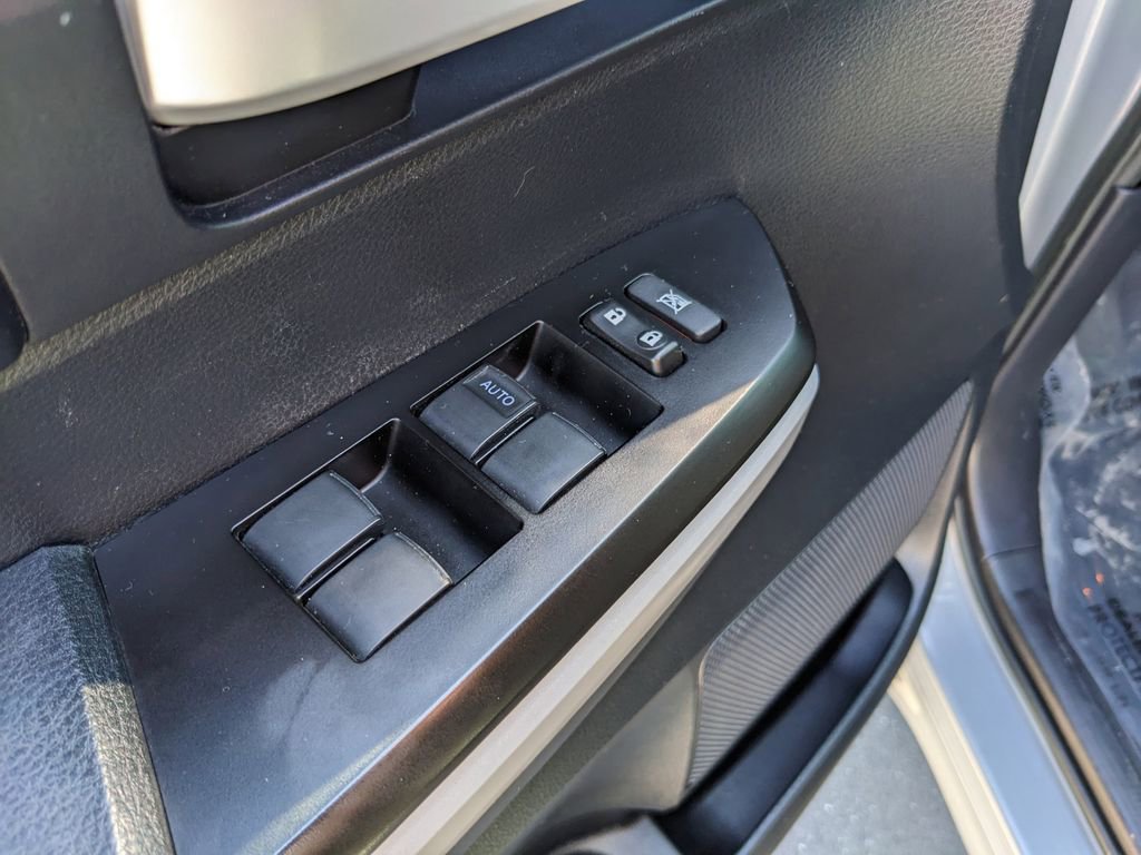 Used 2018 Toyota Tundra Limited image 21