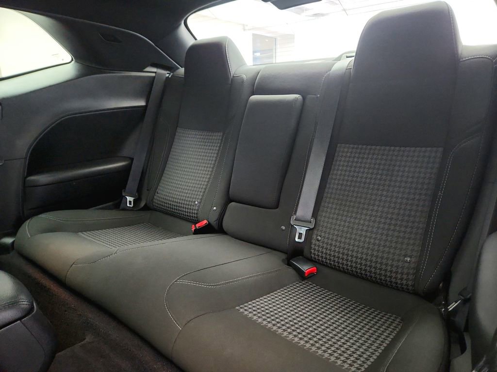 Used 2016 Dodge Challenger R/T image 24