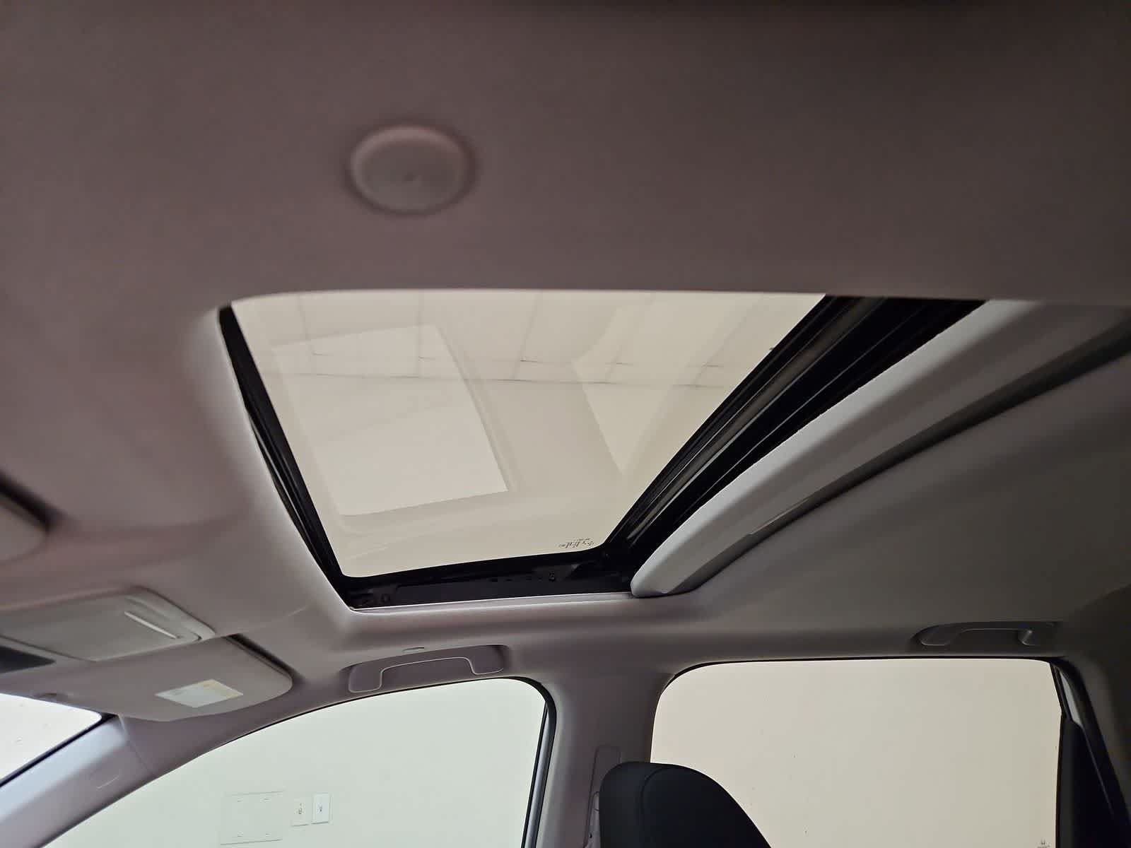 Certified 2023 Honda CR-V EX image 3