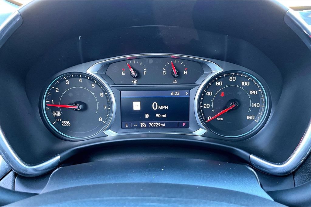 Used 2019 Chevrolet Equinox LT w/ Sun & Navigation Package AWD/4WD image 13