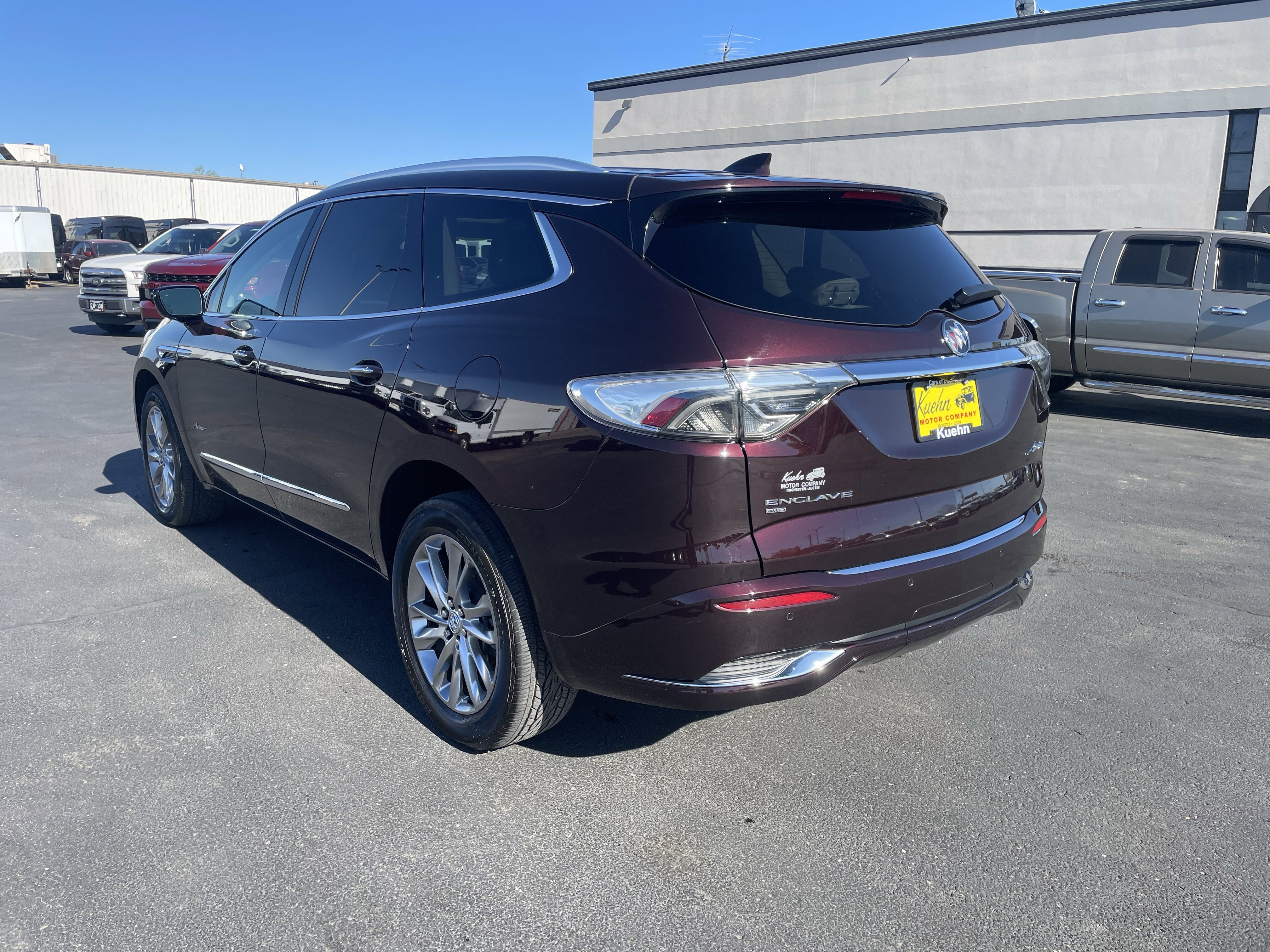 Used 2023 Buick Enclave Avenir w/ Trailering Package, 5000 lbs. AWD/4WD image 6