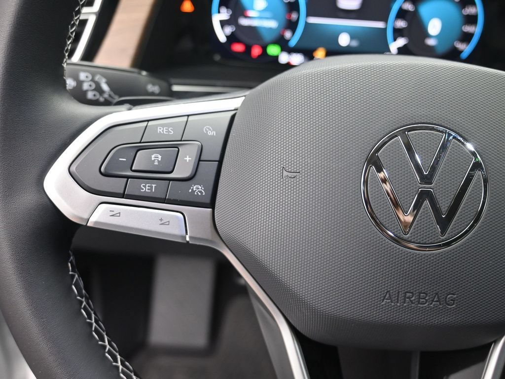 New 2026 Volkswagen Atlas SE FWD image 15
