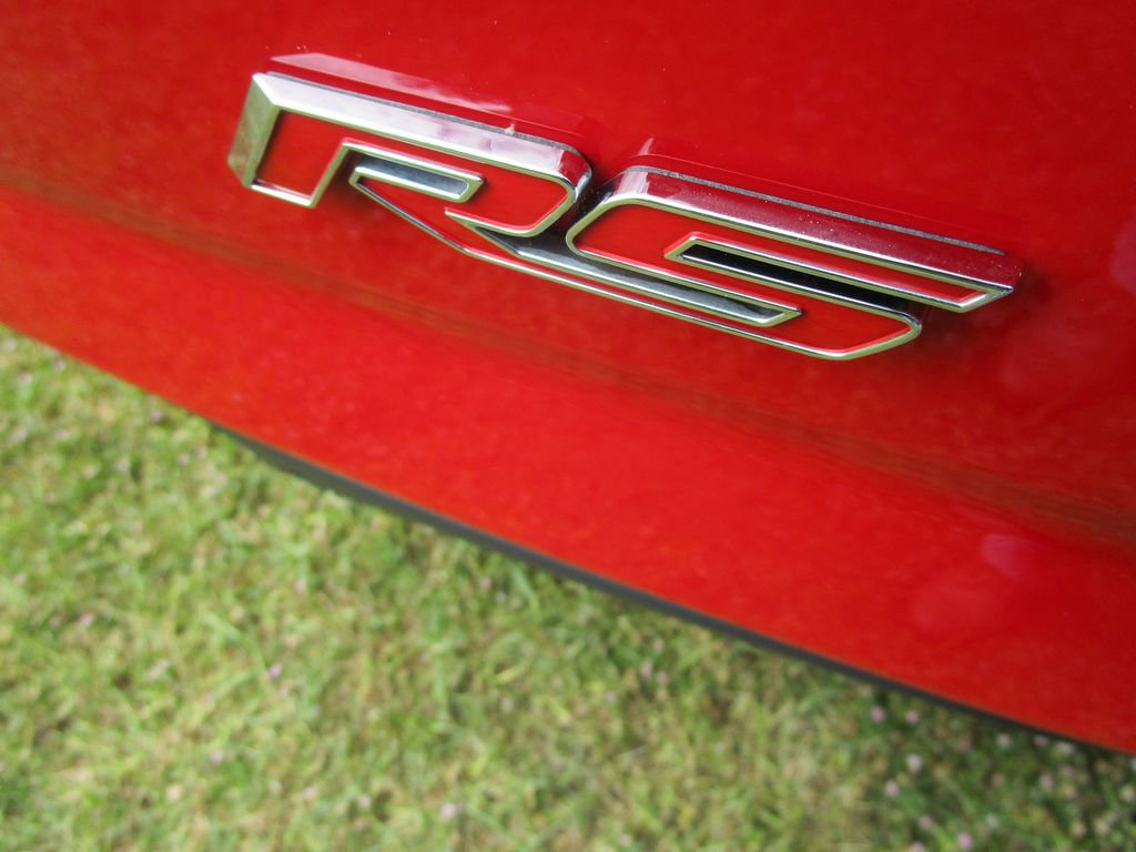 Used 2022 Chevrolet Camaro LT w/ RS Package image 11