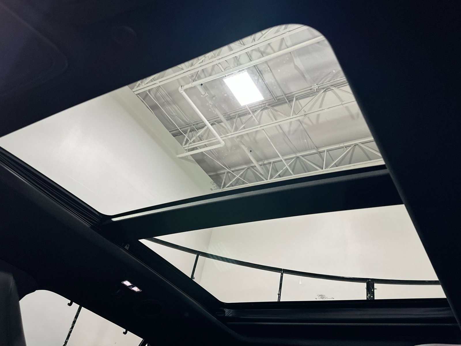 Used 2024 Ford Explorer ST w/ Equipment Group 401A image 33