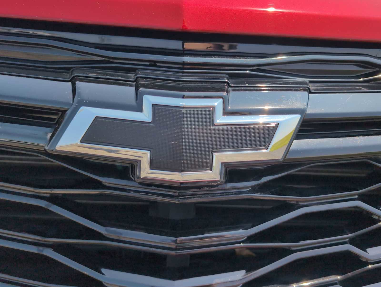 Used 2023 Chevrolet Equinox RS FWD image 30