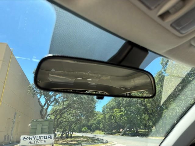 New 2026 Hyundai Venue SEL FWD image 37