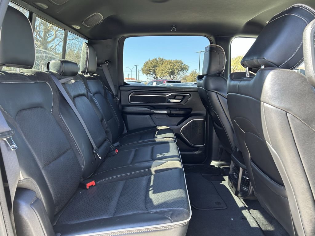 Used 2025 RAM 1500 Laramie AWD/4WD image 32