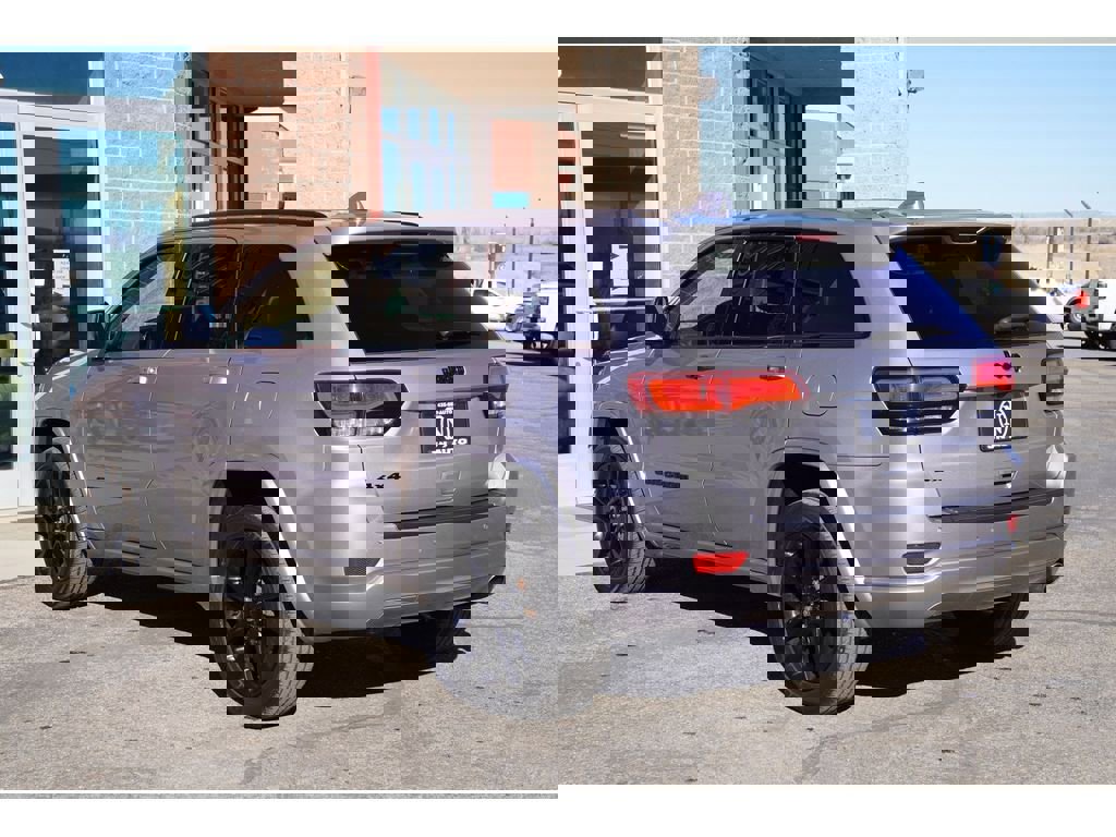 Used 2019 Jeep Grand Cherokee Altitude image 8