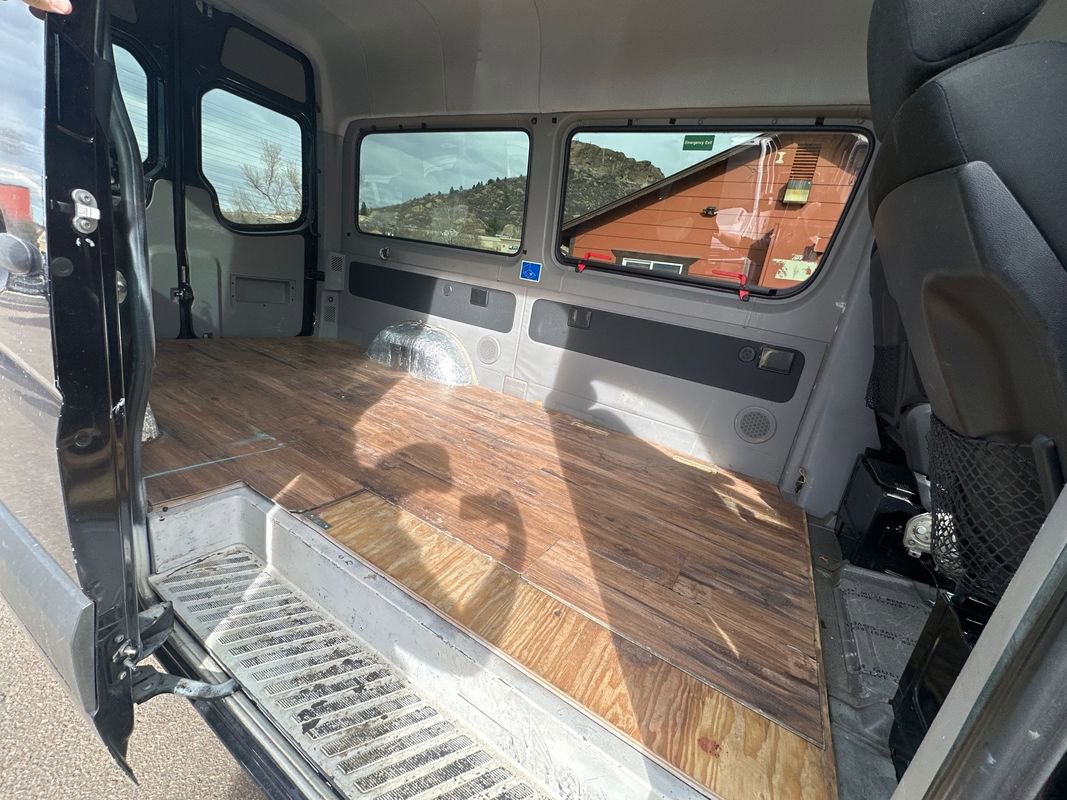 Used 2016 Mercedes-Benz Sprinter 2500 image 10