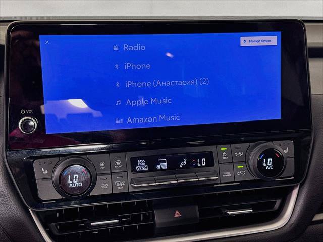 Used 2025 Toyota Grand Highlander AWD Hybrid image 12