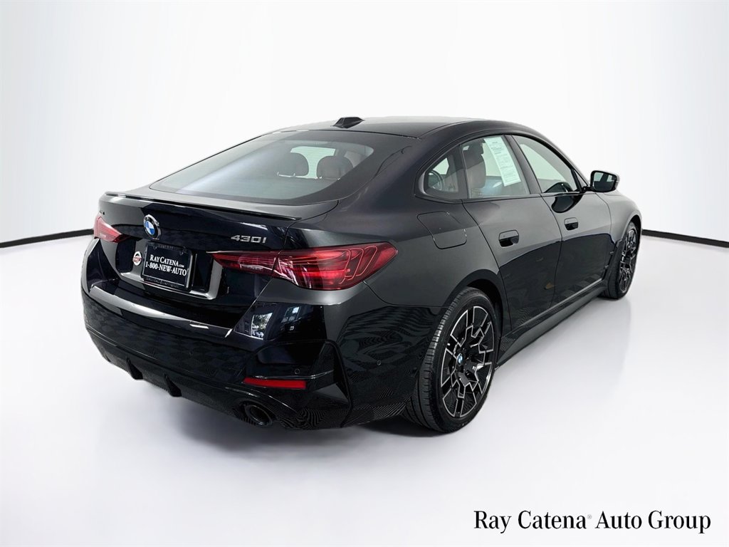 Used 2026 BMW 430i xDrive w/ M Sport Package AWD/4WD image 7