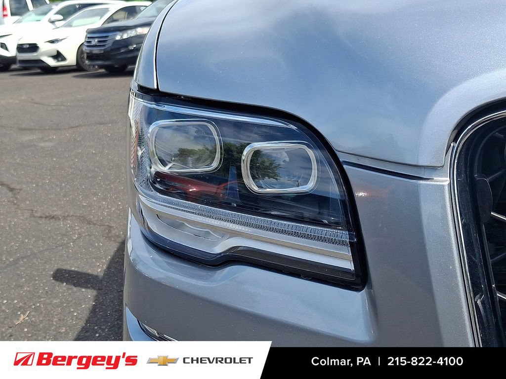 Used 2023 Lincoln Navigator L Black Label AWD/4WD image 11