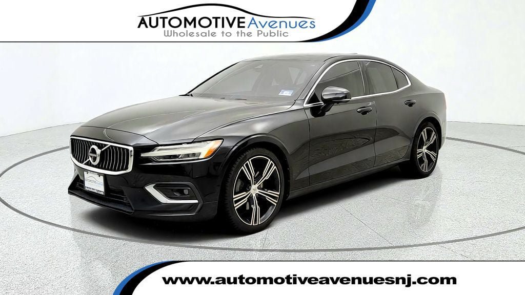 Used 2019 Volvo S60 T5 Inscription FWD image 1