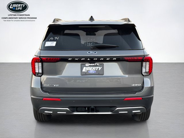 New 2026 Ford Explorer Active w/ Active Comfort Package AWD/4WD image 4