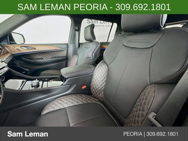 New 2026 Jeep Grand Cherokee L Summit w/ Obsidian Package AWD/4WD image 22