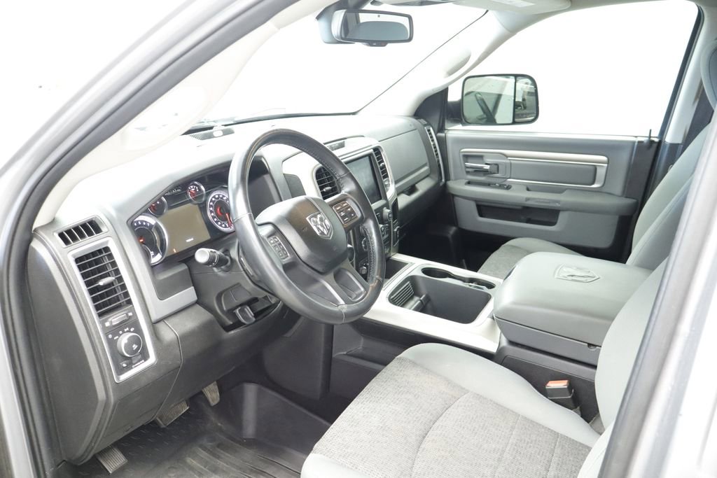Used 2019 RAM 1500 Classic Warlock AWD/4WD image 25