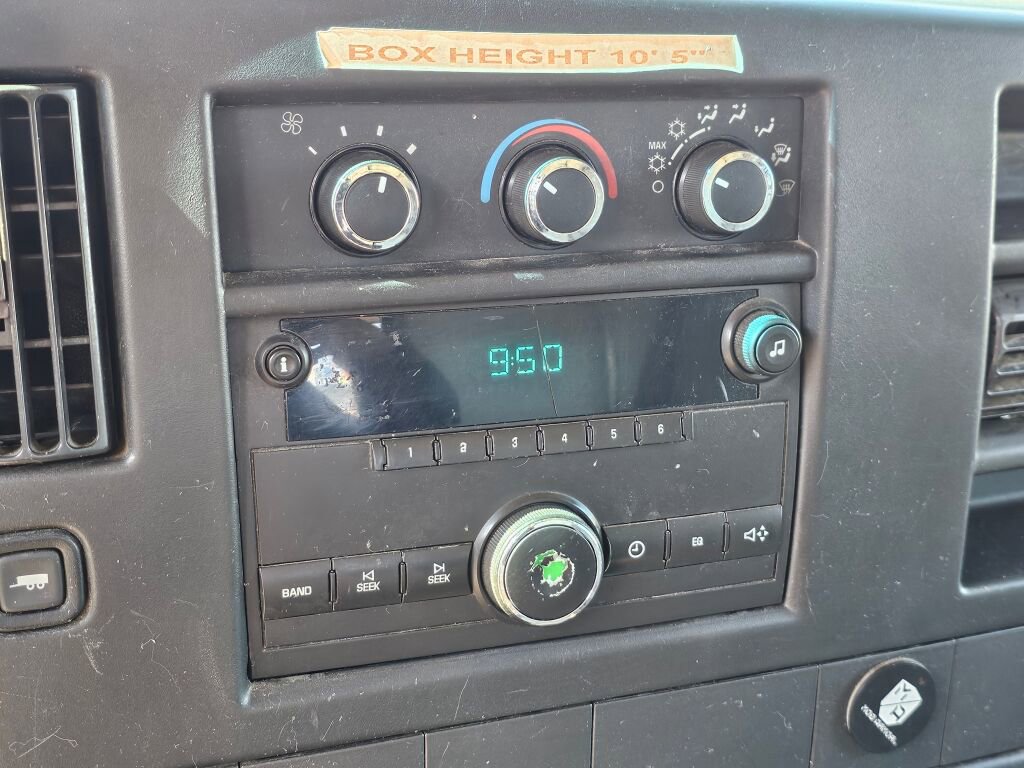 Used 2014 Chevrolet Express 3500 Extended w/ Chrome Appearance Package image 19