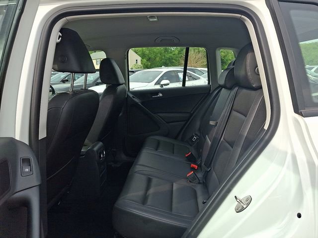 Used 2017 Volkswagen Tiguan S AWD/4WD image 10