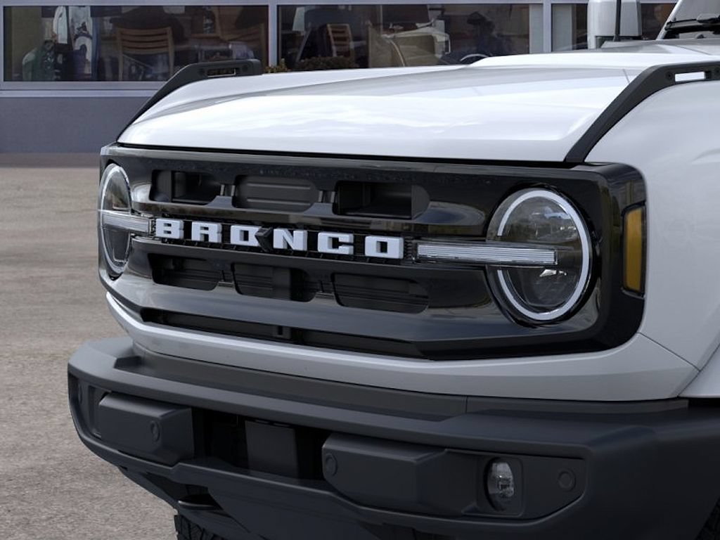 New 2026 Ford Bronco Outer Banks AWD/4WD image 19