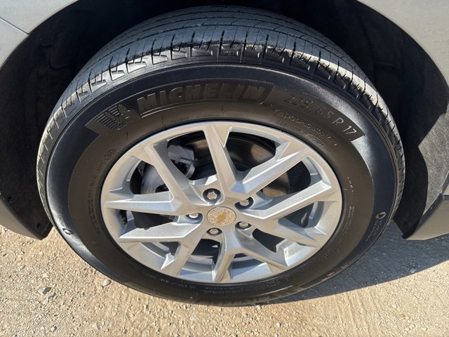 Used 2024 Chevrolet Equinox LT image 28
