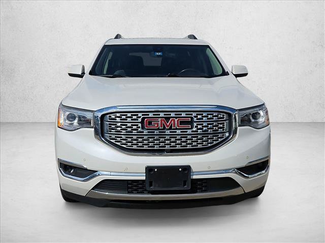 Used 2019 GMC Acadia Denali w/ Technology Package AWD/4WD image 2