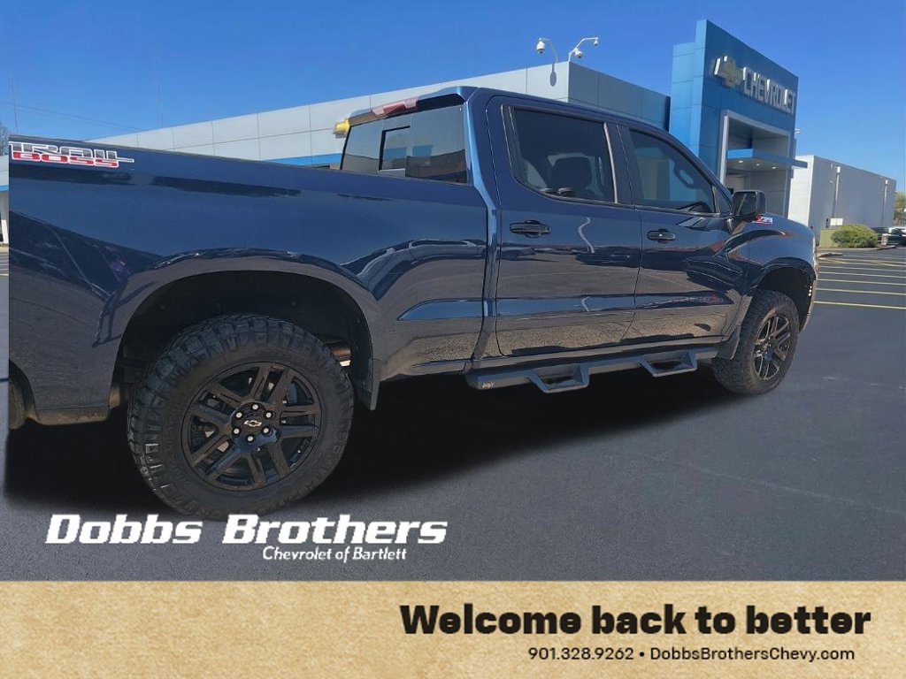 Used 2022 Chevrolet Silverado 1500 LT Trail Boss w/ LT Trail Boss Premium Package AWD/4WD image 9