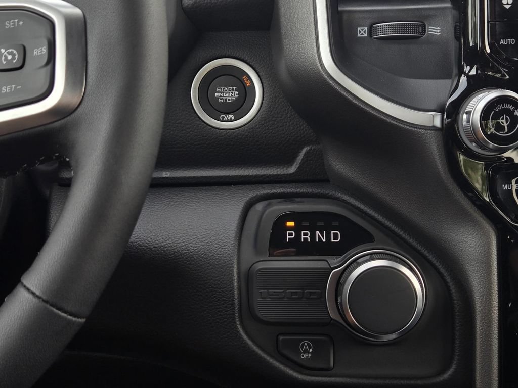 New 2026 RAM 1500 2WD Crew Cab image 19