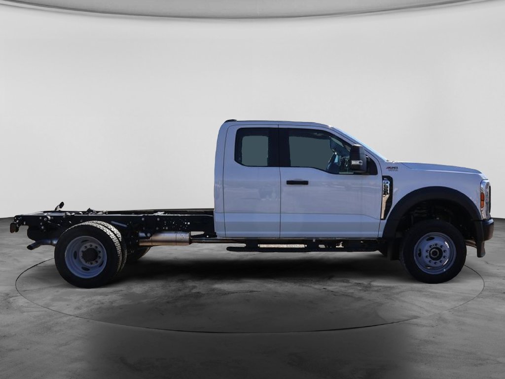 New 2024 Ford F550 4x4 SuperCab Super Duty image 10