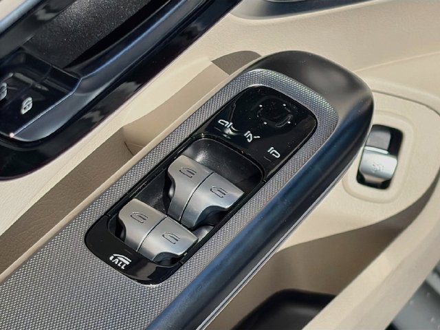 New 2027 Mercedes-Benz CLE 450 4MATIC Cabriolet image 17