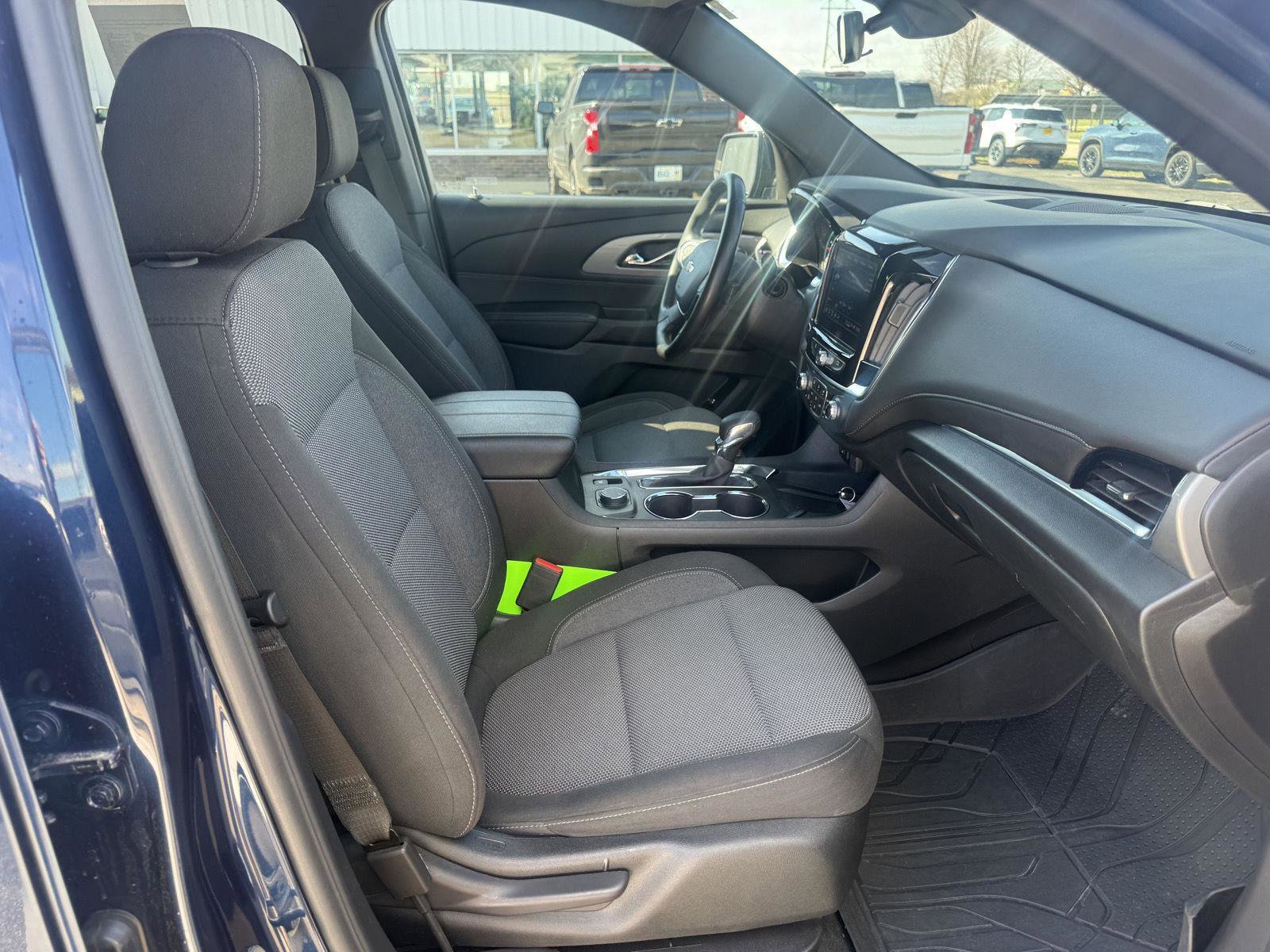Used 2023 Chevrolet Traverse LT w/ LPO, Floor Liner Package image 22