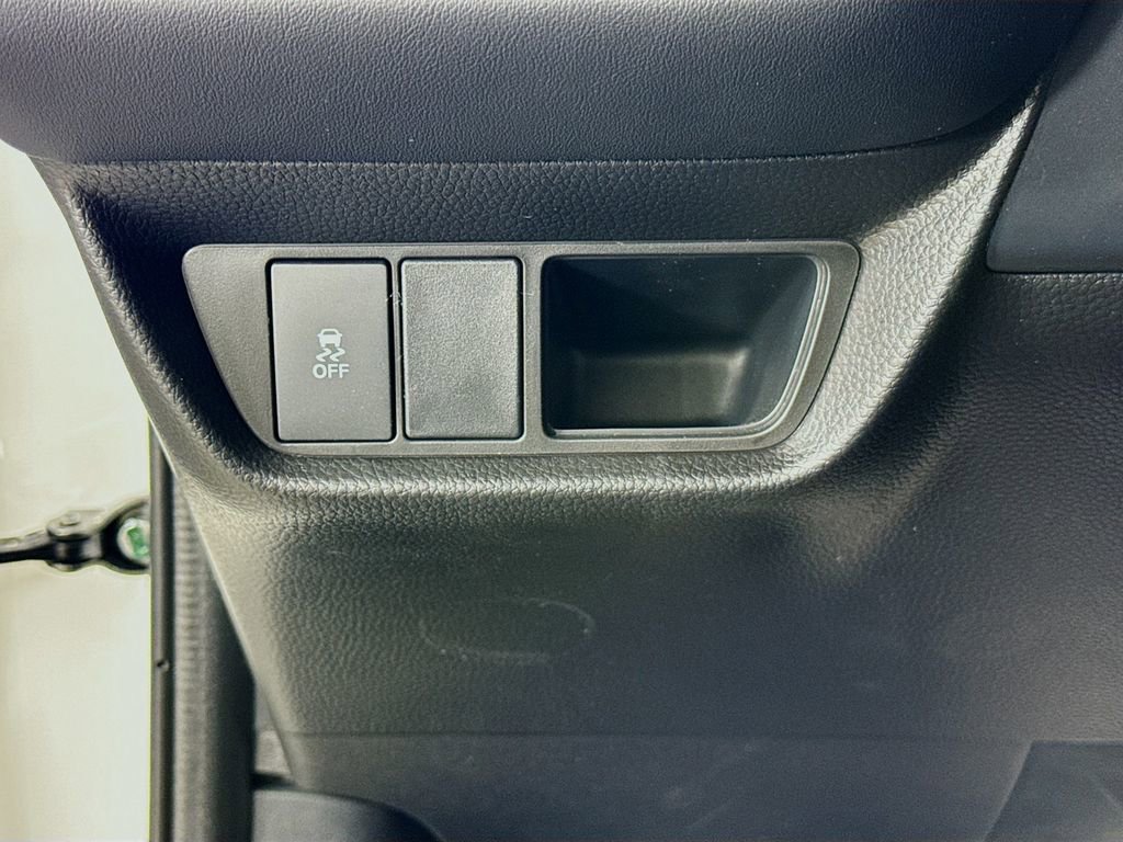 New 2026 Honda HR-V LX image 10