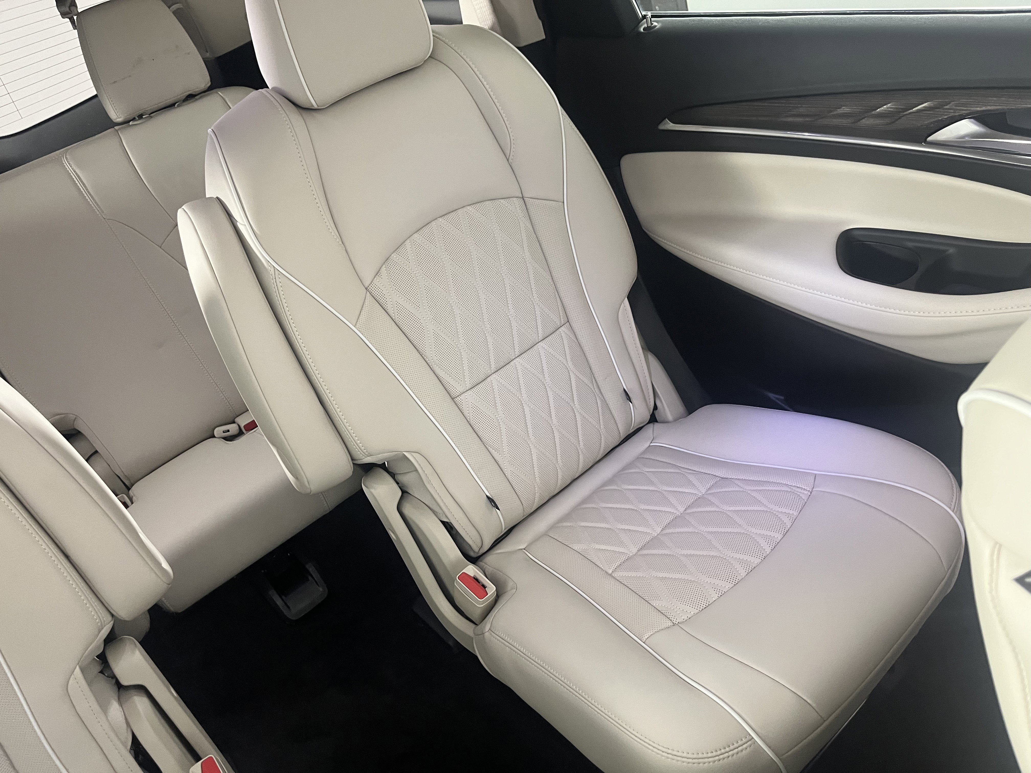 Used 2023 Buick Enclave Avenir w/ Avenir Technology Package image 24