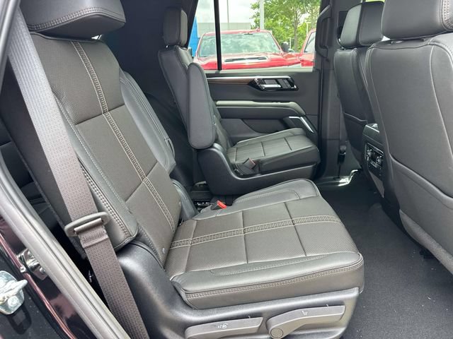 New 2026 Chevrolet Tahoe High Country w/ Sun And Tow Package AWD/4WD image 13