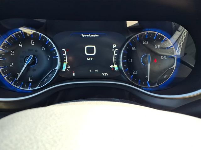 New 2026 Chrysler Voyager LX image 19